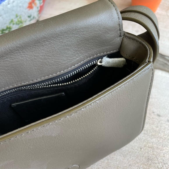 NWOT allsaints ikuya crossbody - Picture 6 of 13
